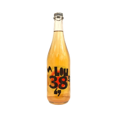 Bottle of Bojo do Luar Lou 38 Pet-Nat 2024 – Natural sparkling white wine made from Loureiro grapes with skin contact and amphora fermentation, unfiltered and vibrant.