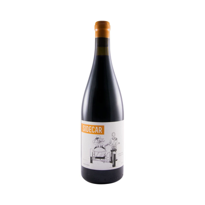 Bottle of Sidecar Tinto 2018/2019 by Susana Esteban and Ricardo Diogo, old-vine Alicante Bouschet red from Serra de São Mamede, aged in Italian wine barrels.