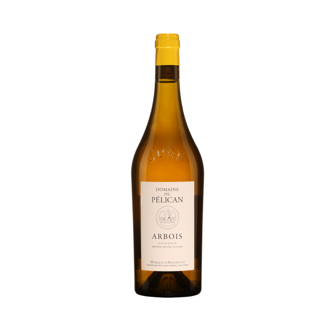 Garrafa de vinho laranja Domaine du Pélican Savagnin Macéré 2022, elaborado em França, com rótulo ousado e aparência artesanal.